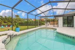 Picture of 7095 Sandalwood Ln, Naples, FL 34109
