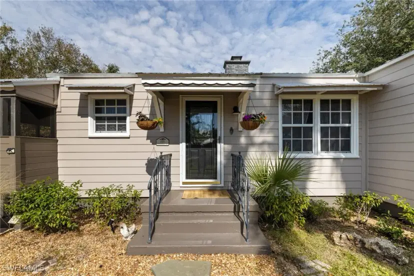 Picture of 1451 Maravilla Ave, Fort Myers FL 33901