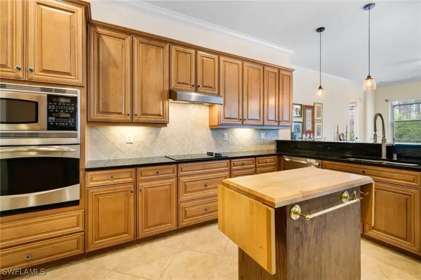 Picture of 21106 Torre Del Lago St, Estero FL 33928