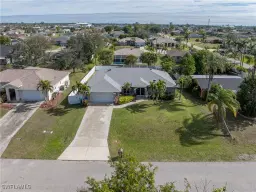 Picture of 1721 SW 10Th Pl, Cape Coral, FL 33991