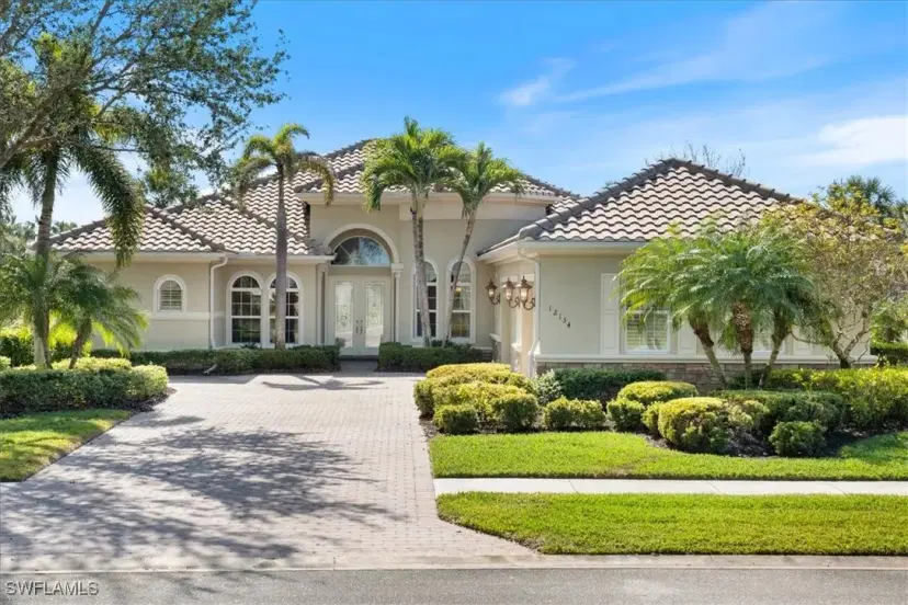 Picture of 12134 Wicklow Ln, Naples FL 34120