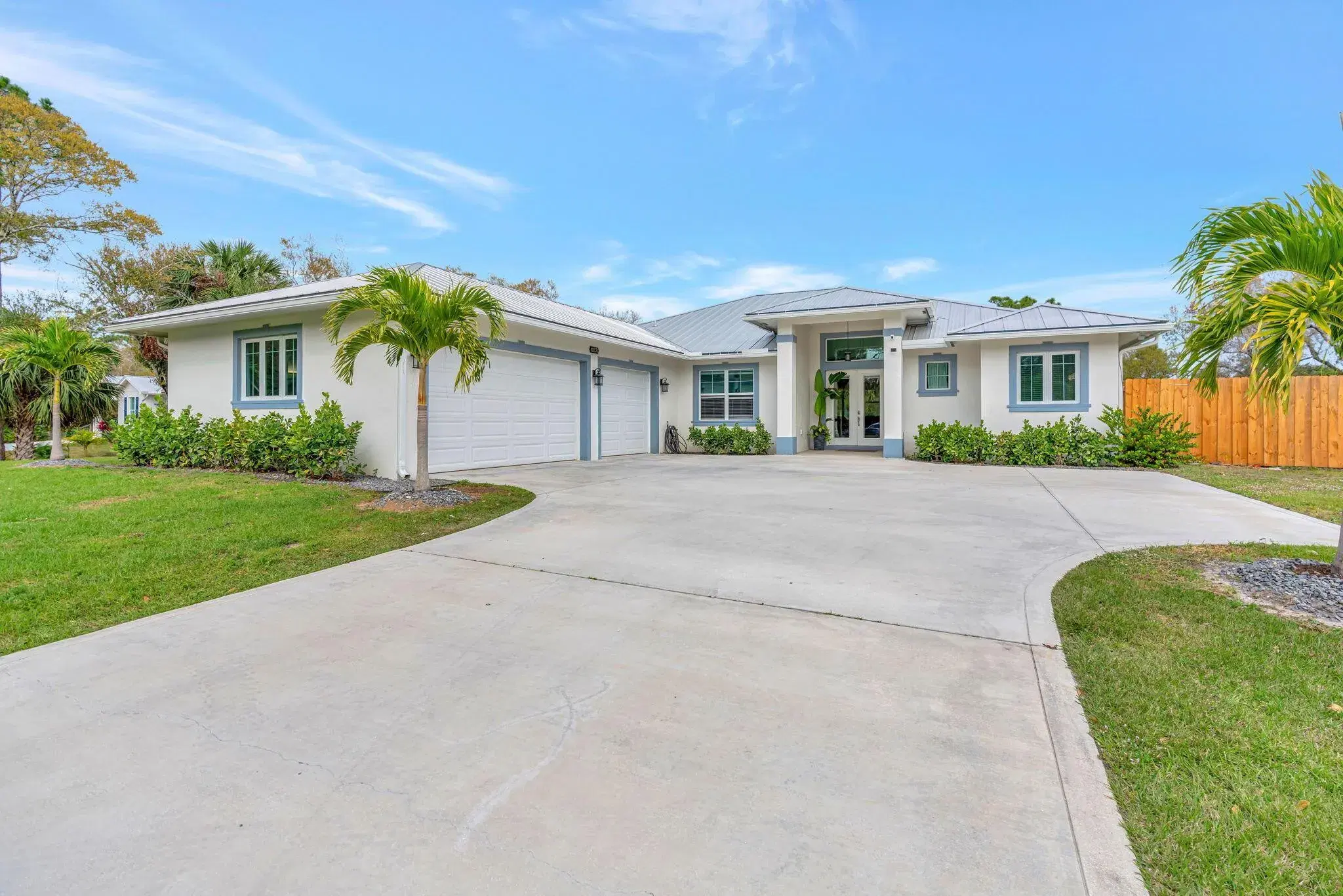 Picture of 10231 176Th Lane N, Jupiter, FL 33478