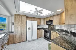 Picture of 13331 Medinah Cir W 8, Fort Myers, FL 33907
