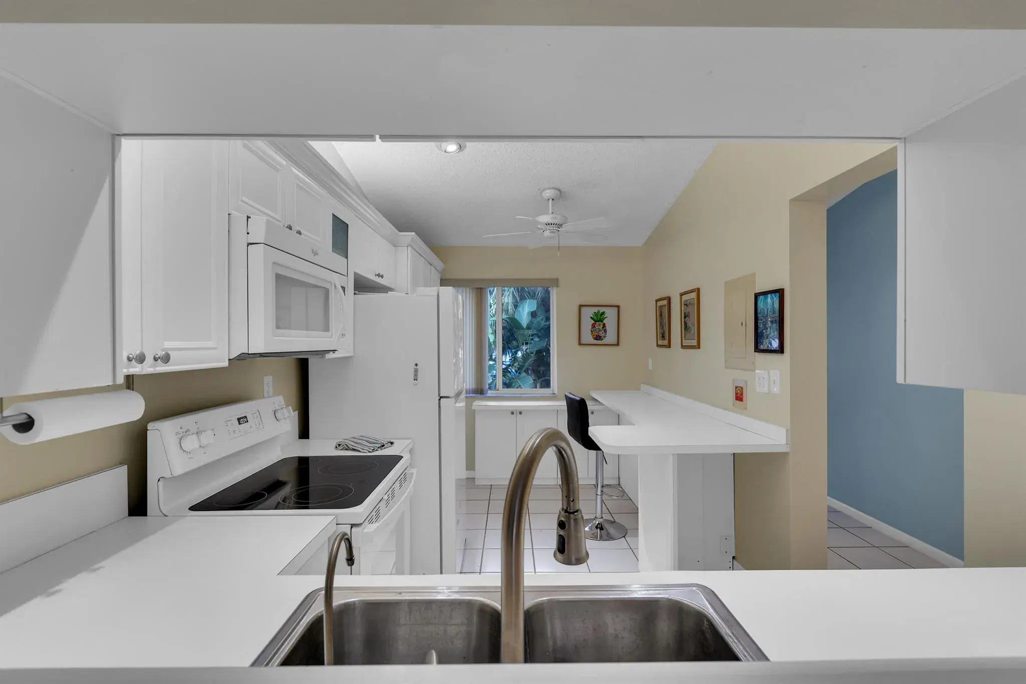 Picture of 380 NW 67Th Street J207, Boca Raton, FL 33487