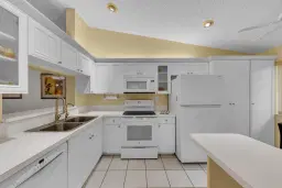 Picture of 380 NW 67Th Street J207, Boca Raton, FL 33487