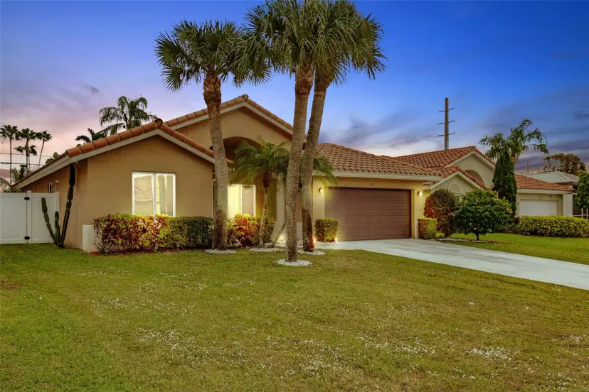 Picture of 5095 Rosen Blvd, Boynton Beach FL 33472