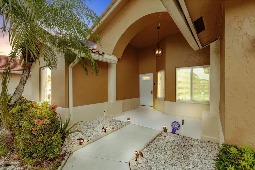 Picture of 5095 Rosen Blvd, Boynton Beach FL 33472