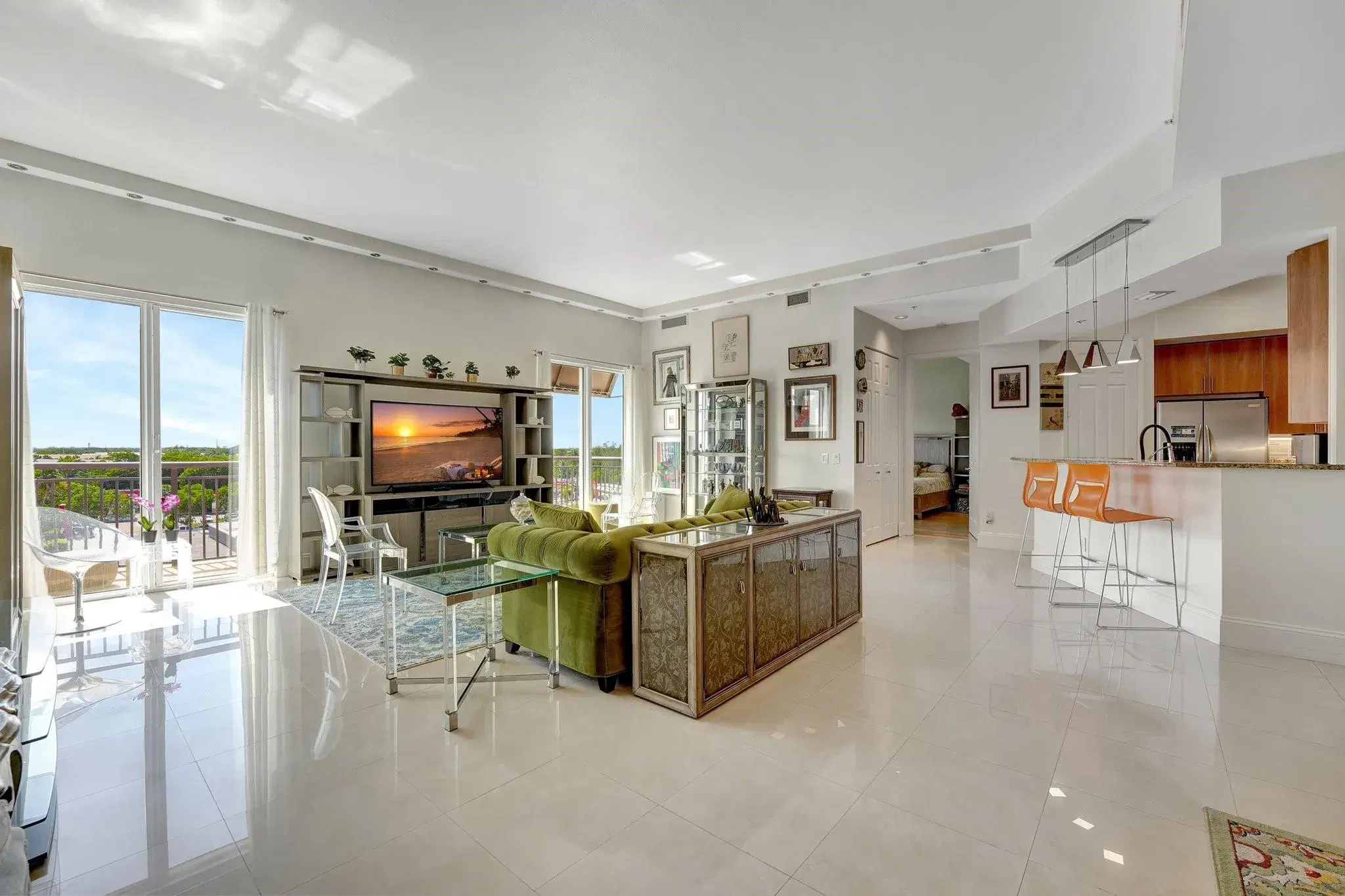 Picture of 2633 NE 14Th Ave 505, Wilton Manors, FL 33334