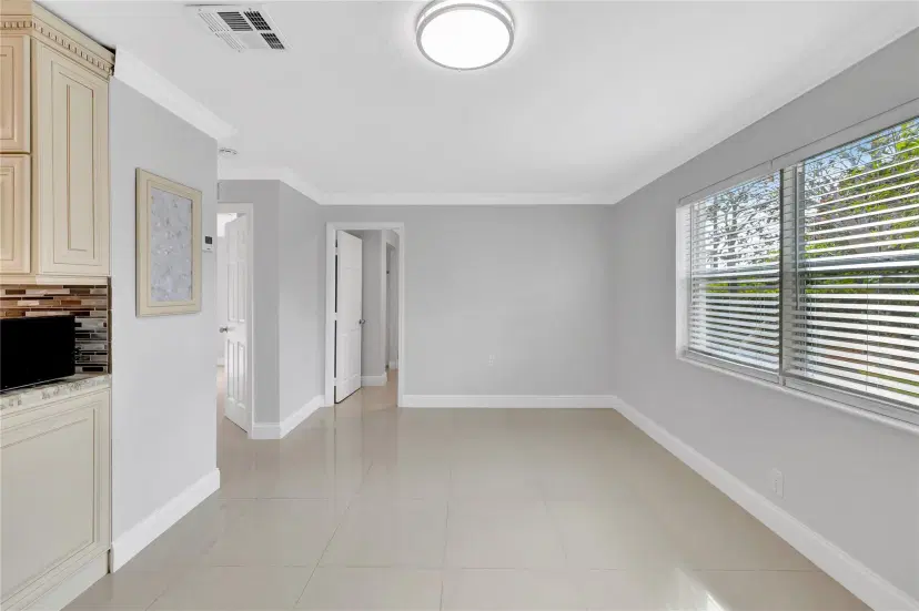 Picture of 2574 NE 12Th Ter, Pompano Beach FL 33064