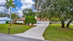 Picture of 6185 White Oak Court, Jupiter, FL 33458