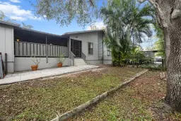 Picture of 1024 Oak Forest Dr 18-9, Naples, FL 34104