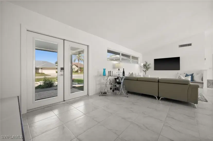 Picture of 454 Flamingo Ave, Naples FL 34108
