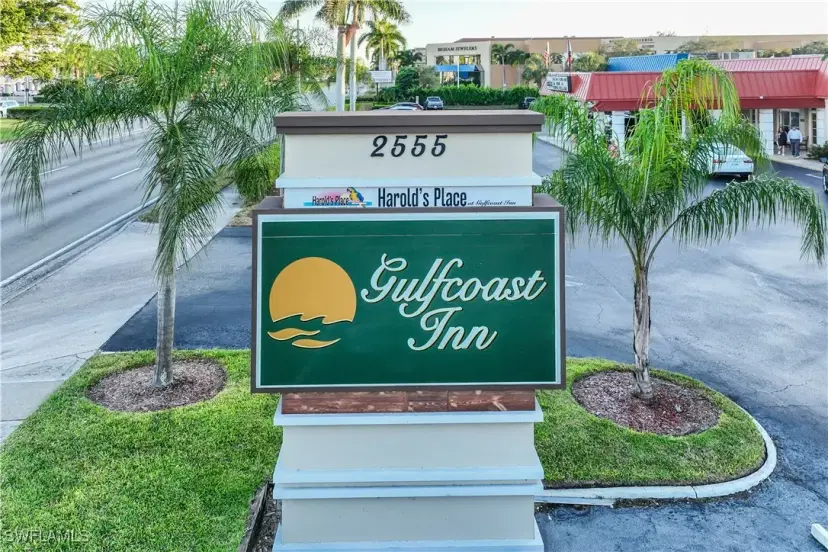 Picture of 2555 9Th St N 208, Naples FL 34103