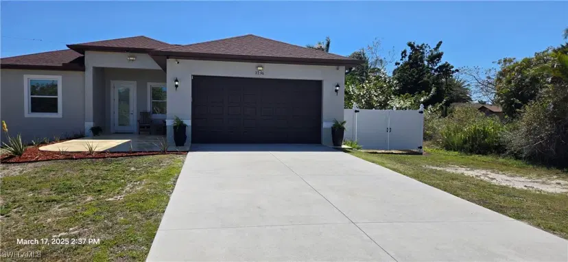 Picture of 3196 Connecticut Ave, Naples FL 34112