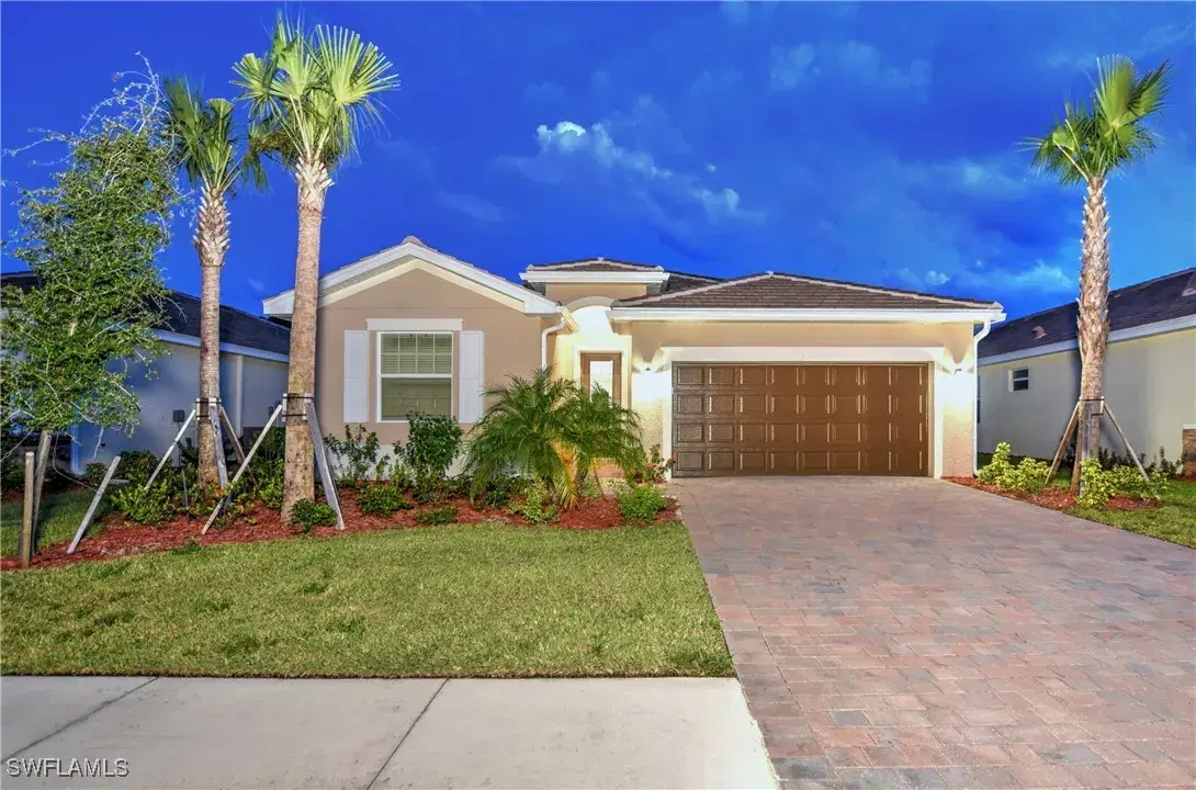 Picture of 3358 Weston Manor Dr, Alva, FL 33920
