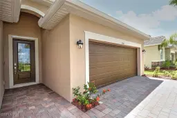 Picture of 3358 Weston Manor Dr, Alva, FL 33920