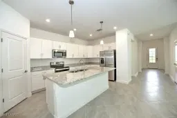 Picture of 3358 Weston Manor Dr, Alva, FL 33920
