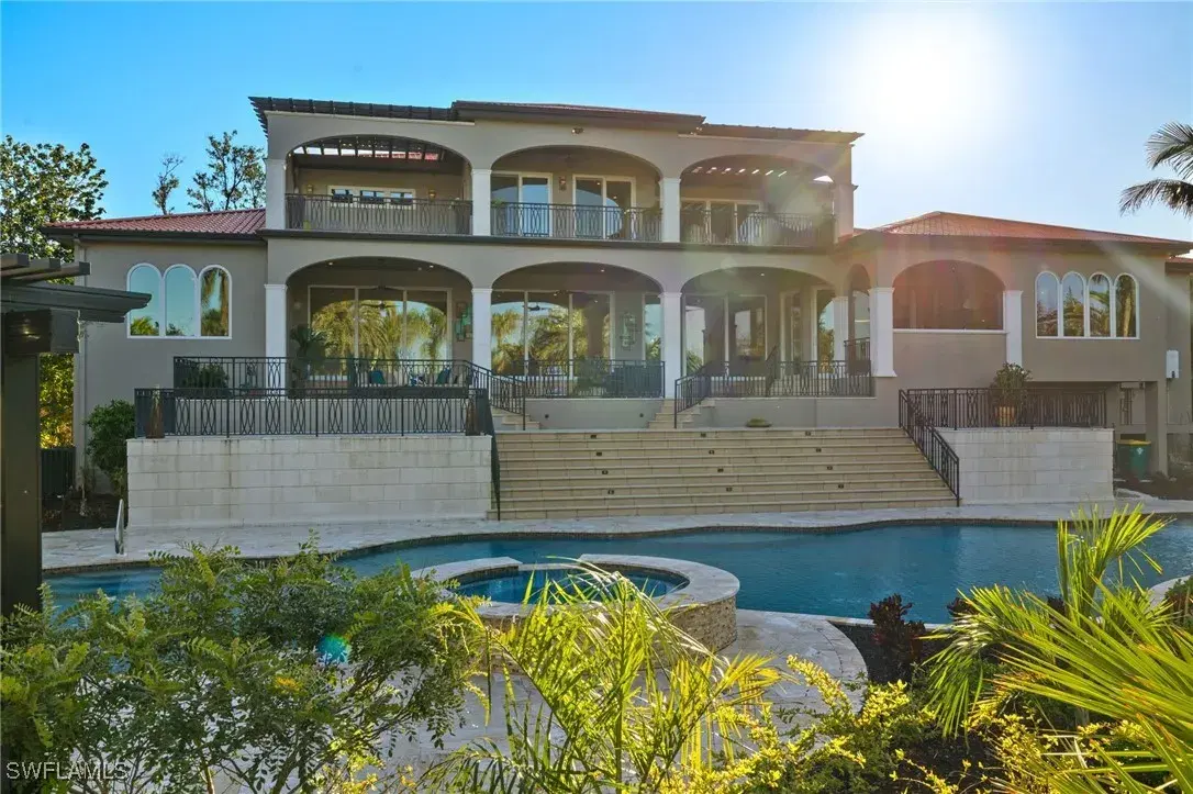 Picture of 330 Cowry Ct, Sanibel, FL 33957