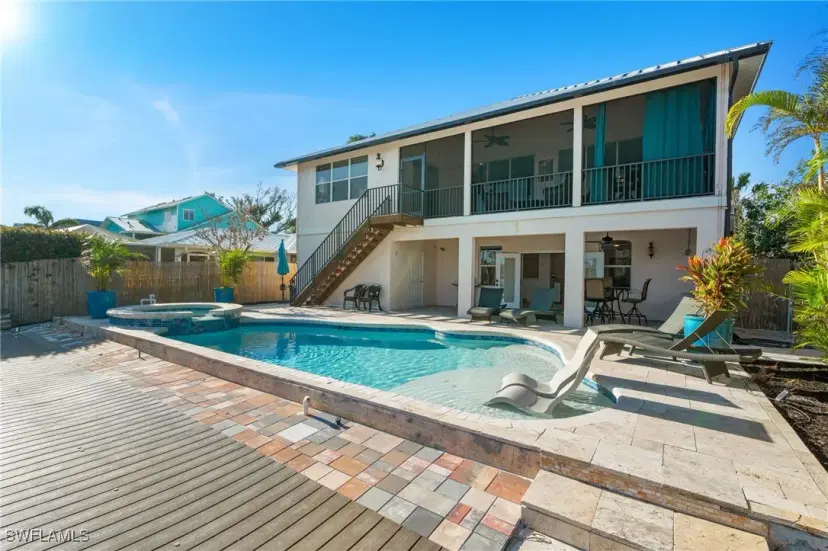 Picture of 256 Curlew St, Fort Myers Beach FL 33931