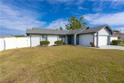 Picture of 1423 SE 11Th Ter, Cape Coral, FL 33990