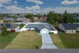 Picture of 1423 SE 11Th Ter, Cape Coral, FL 33990