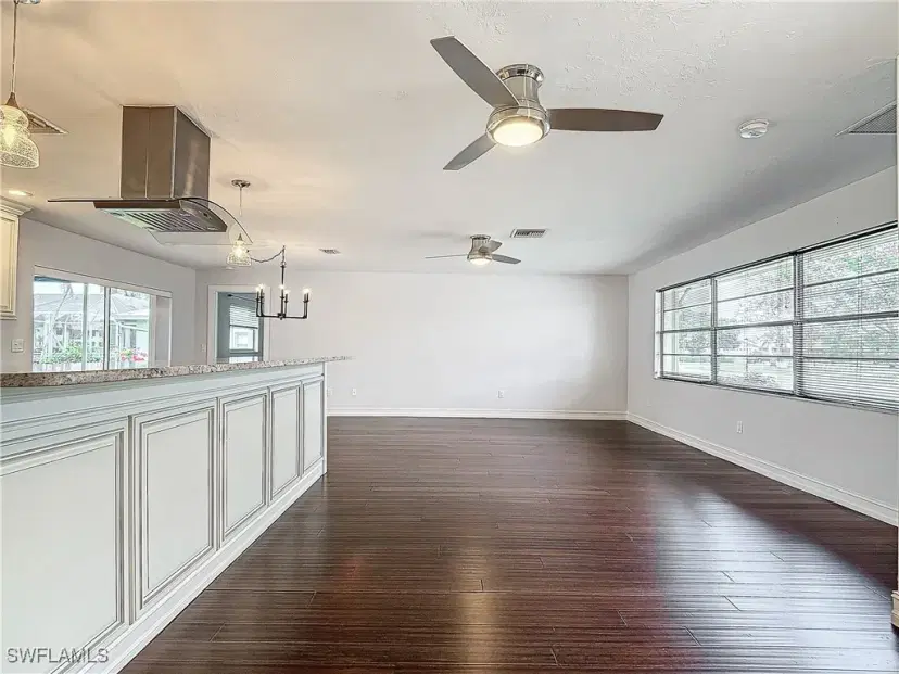 Picture of 4348 Beechwood Lake Dr, Naples FL 34112