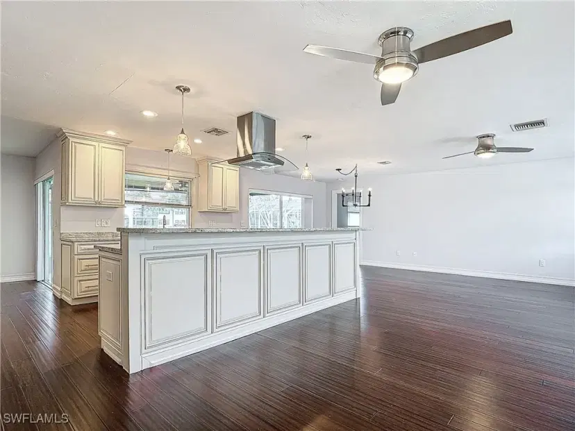 Picture of 4348 Beechwood Lake Dr, Naples FL 34112