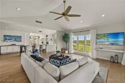Picture of 4460 Yacht Harbor Dr, Naples, FL 34112