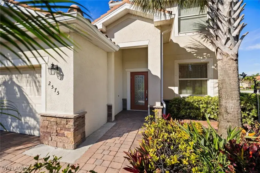 Picture of 2575 Laurentina Ln, Cape Coral FL 33909