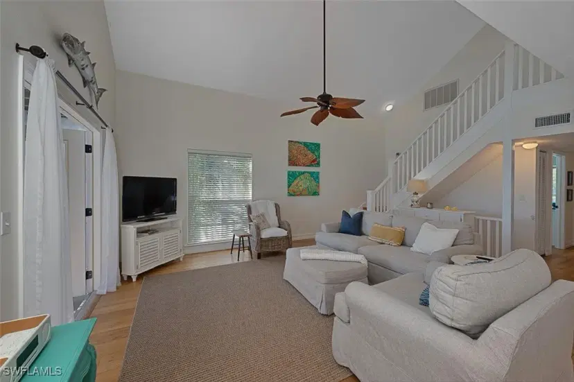 Picture of 751 Glendale Ave, Naples FL 34110