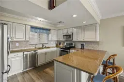 Picture of 4200 Steamboat Bend 303, Fort Myers, FL 33919