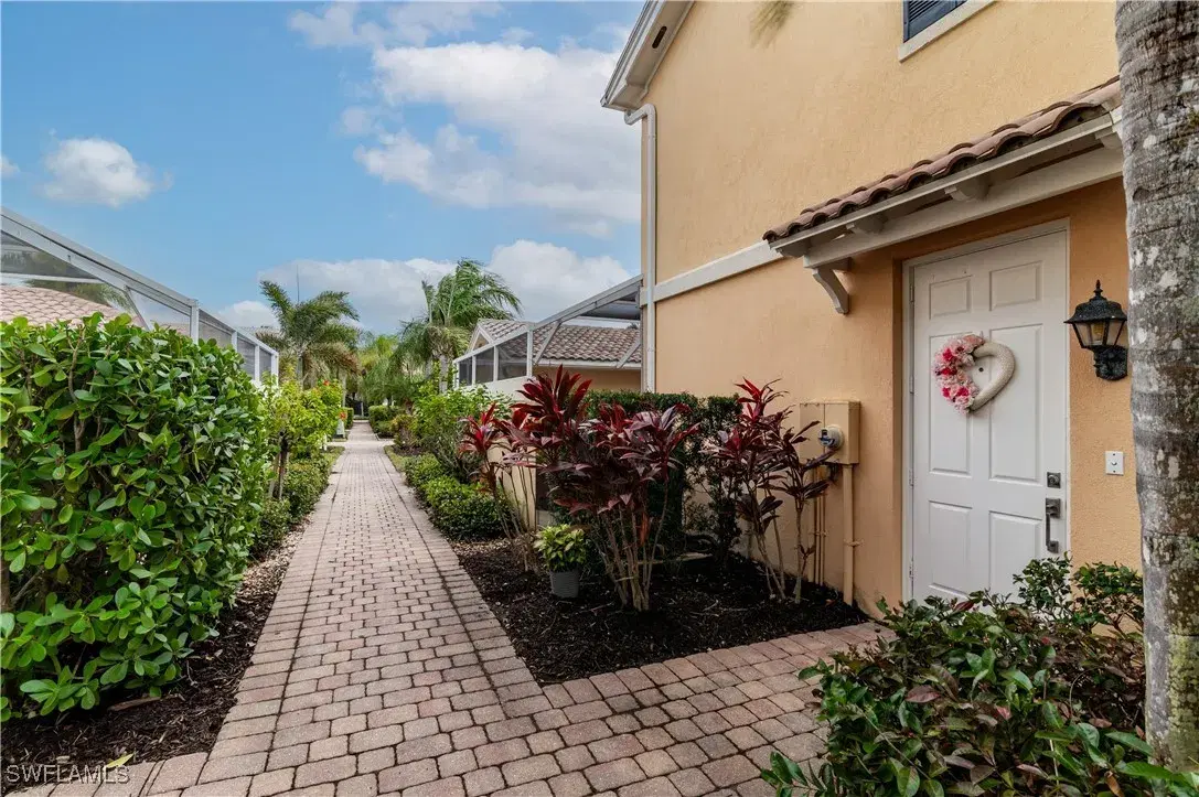 Picture of 8102 Chianti Ln, Naples, FL 34114