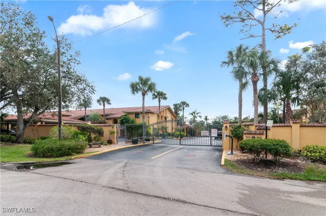 Picture of 9895 Citadel Ln 203, Bonita Springs, FL 34135