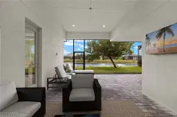 Picture of 8880 Redonda Dr, Naples, FL 34114