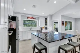 Picture of 15943 Gleneagle Ct, Fort Myers, FL 33908