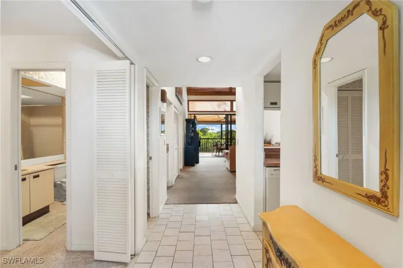 Picture of 2067 W Lakeview Blvd D10, North Fort Myers FL 33903