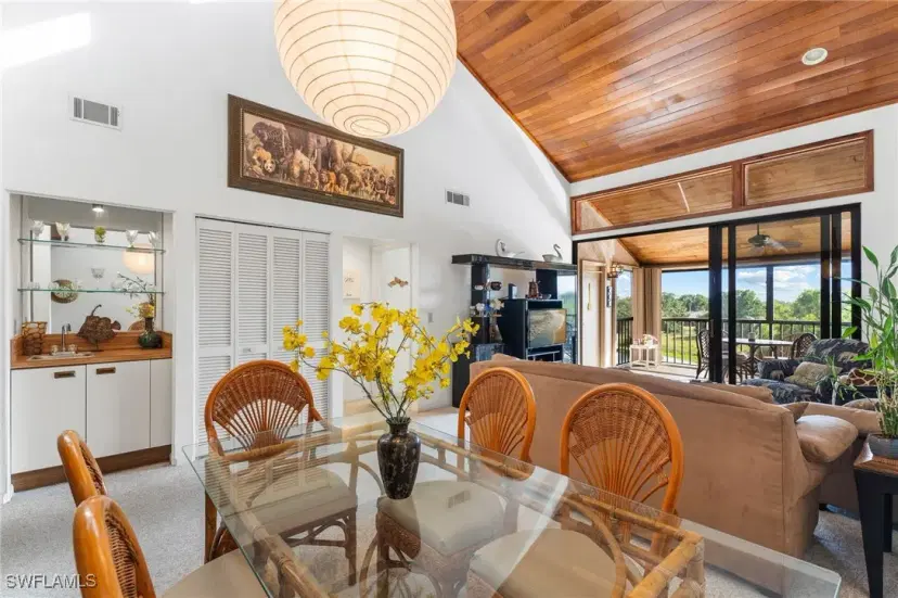 Picture of 2067 W Lakeview Blvd D10, North Fort Myers FL 33903
