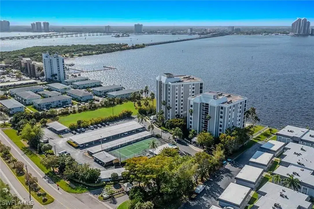 Picture of 3350 N Key Dr 513, North Fort Myers, FL 33903