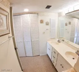 Picture of 3350 N Key Dr 513, North Fort Myers, FL 33903
