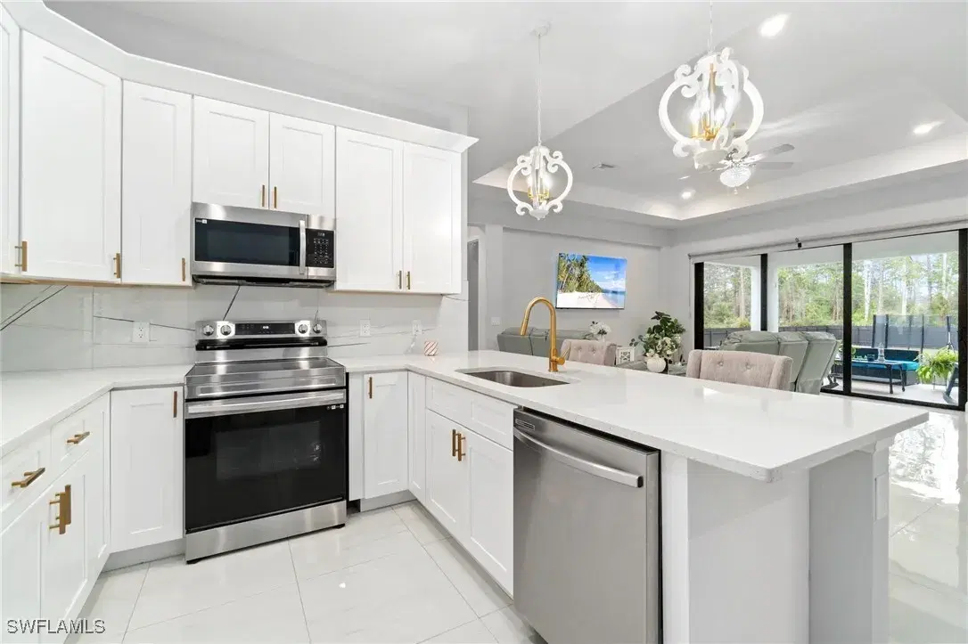 Picture of 1114 Clayton Ave, Lehigh Acres, FL 33972