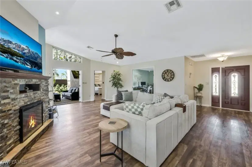Picture of 27419 Pollard Dr, Bonita Springs FL 34135