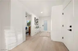 Picture of 538 106Th Ave N, Naples, FL 34108