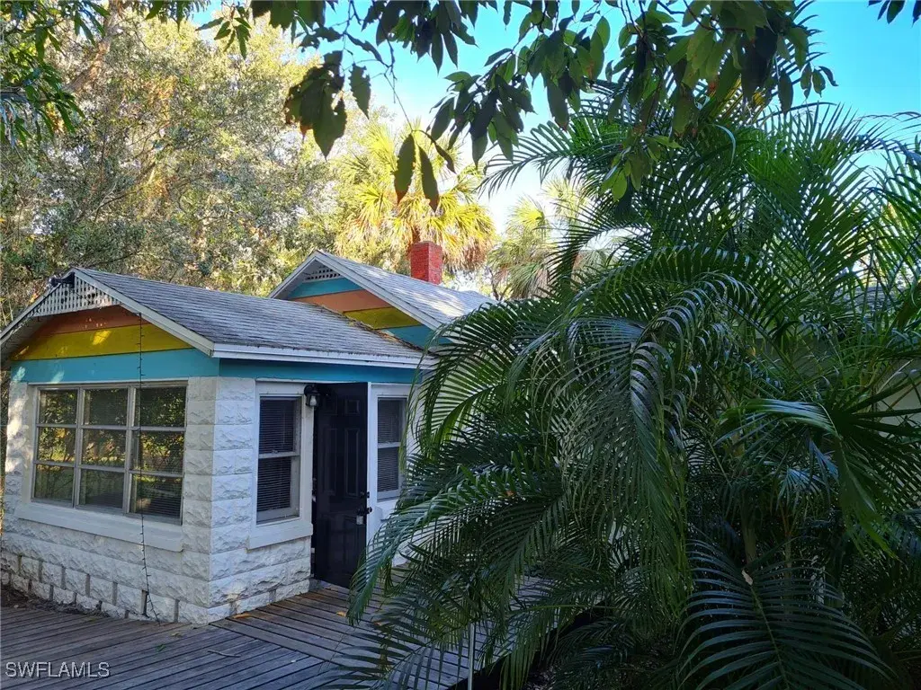 Picture of 775 36Th Ave S, St Petersburg, FL 33705