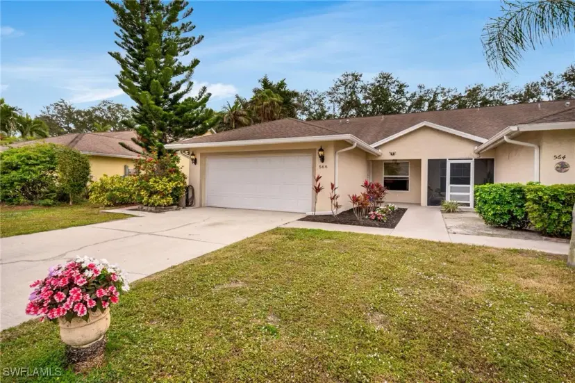 Picture of 566 Saint Andrews Blvd 23, Naples FL 34113
