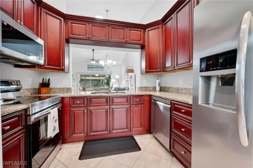Picture of 566 Saint Andrews Blvd 23, Naples FL 34113