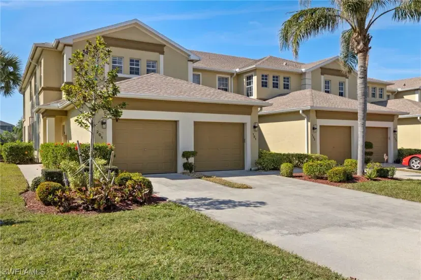 Picture of 14763 Calusa Palms Dr 101, Fort Myers FL 33919