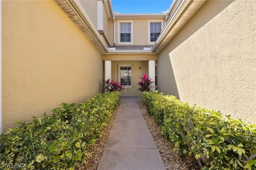 Picture of 14763 Calusa Palms Dr 101, Fort Myers FL 33919