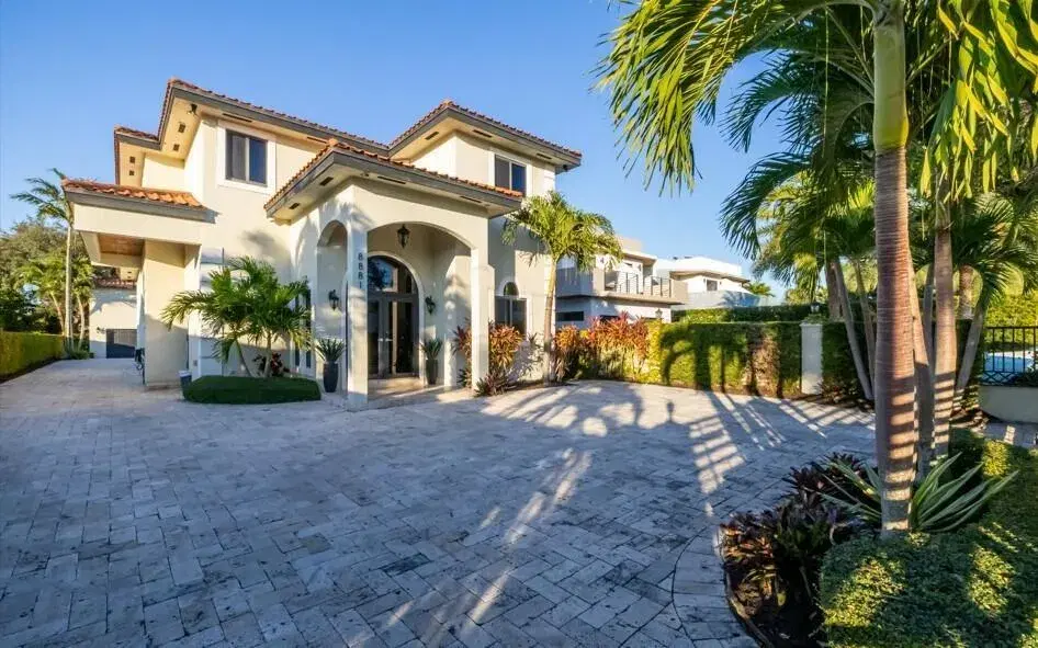 Picture of 8881 SW 28 Street, Miami, FL 33165