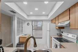 Picture of 8534 Charter Club Cir 3, Fort Myers, FL 33919