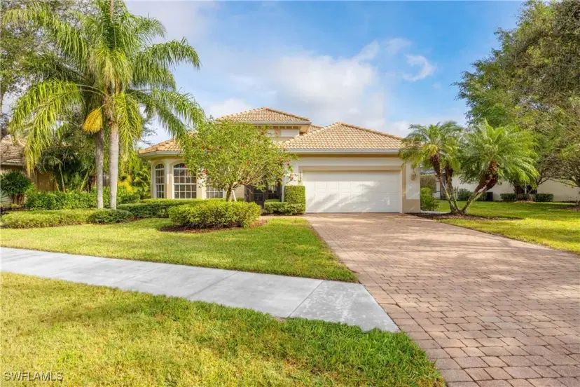 Picture of 6786 Bent Grass Dr, Naples FL 34113
